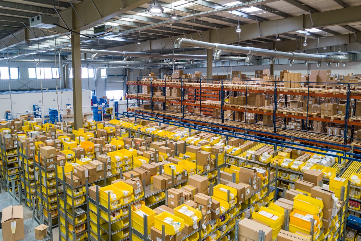 Warehouse logistics and fulfillment operations for ecommerce shipping